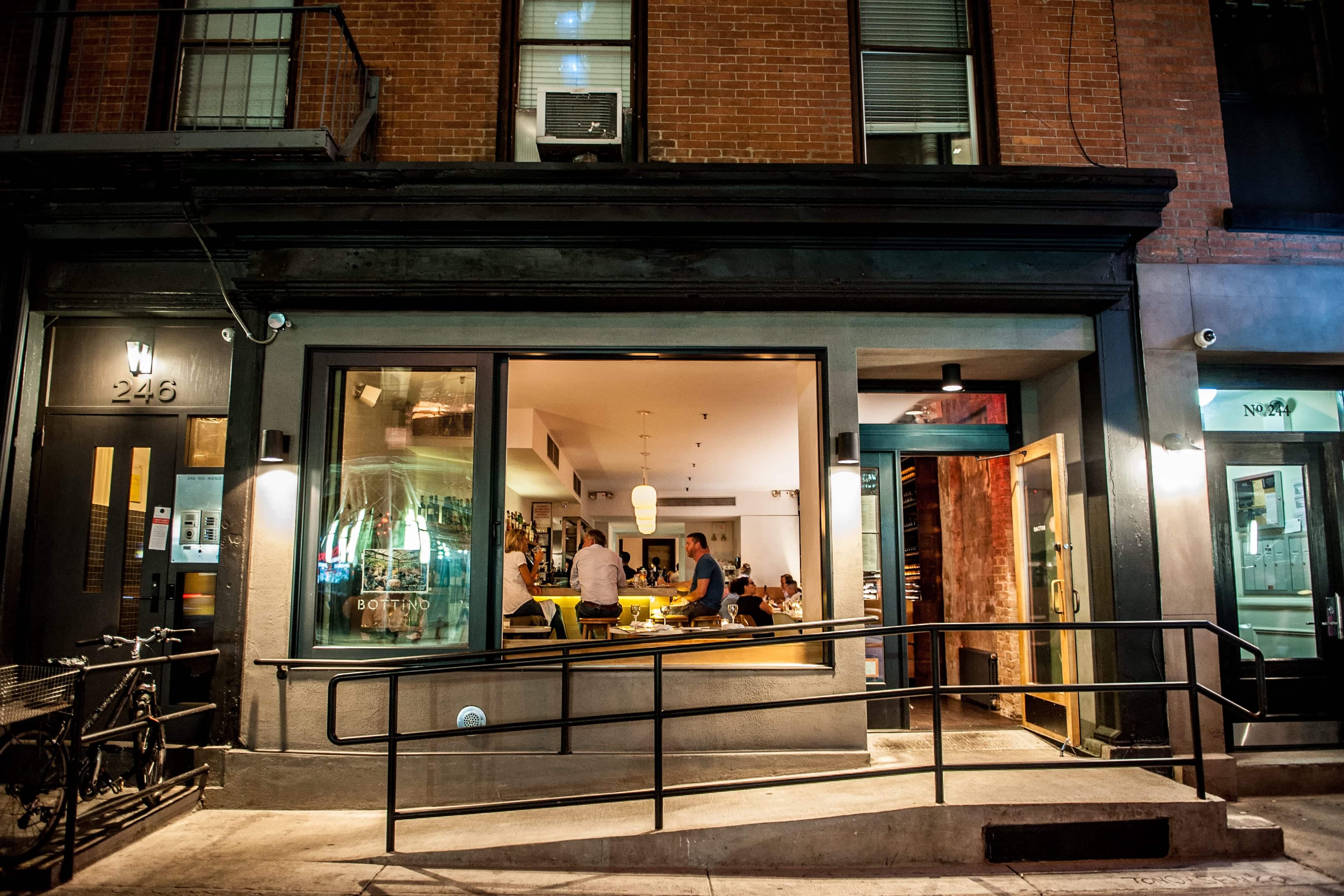 BOTTINO | modern italian dining happy hour in New York