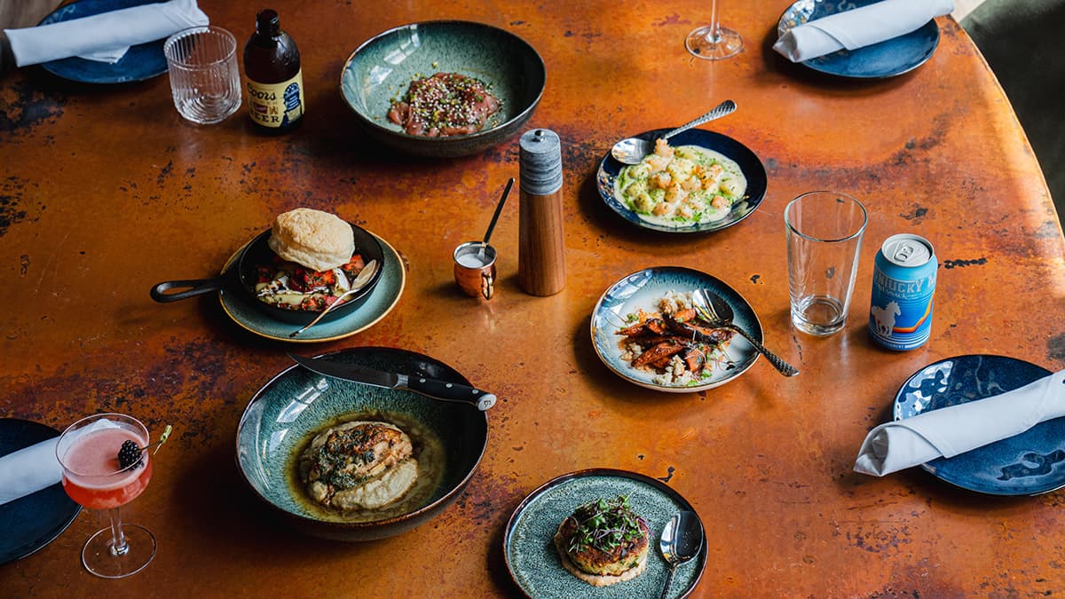 Ollie & Park's happy hour in Denver