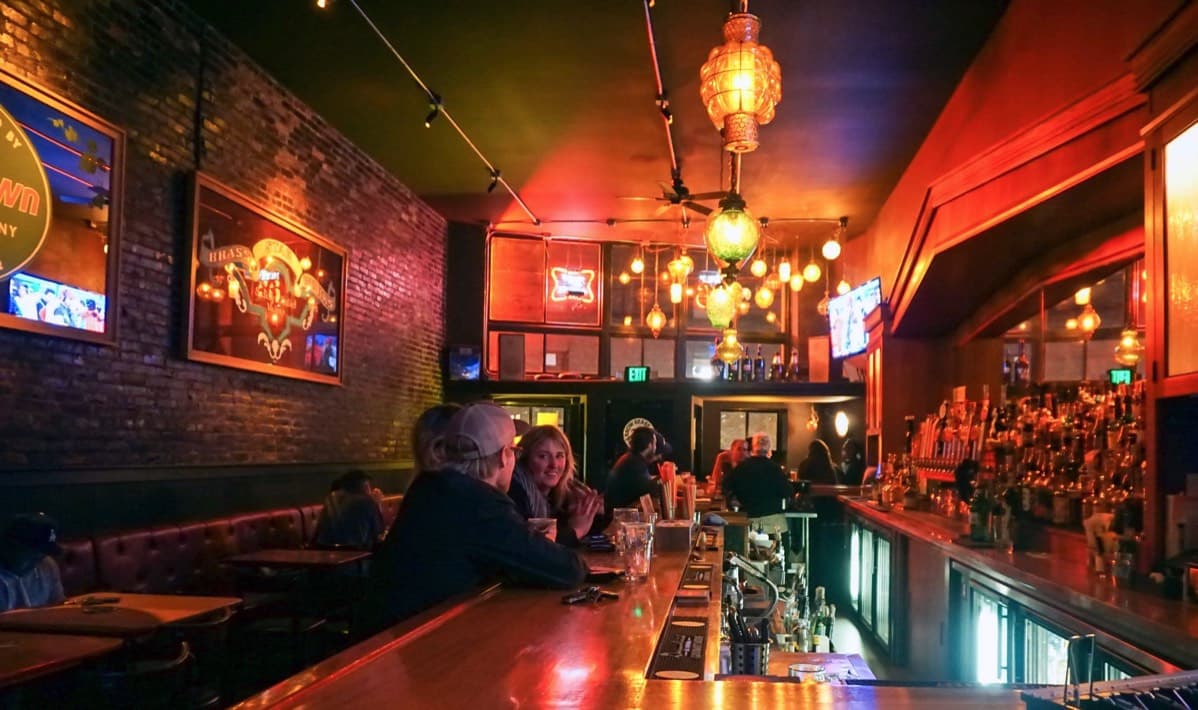 Star Brass Works Lounge happy hour in Seattle