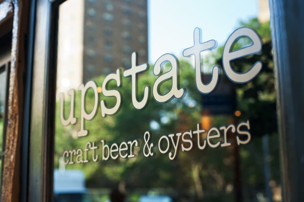 upstate craft beer & oyster bar happy hour in New York