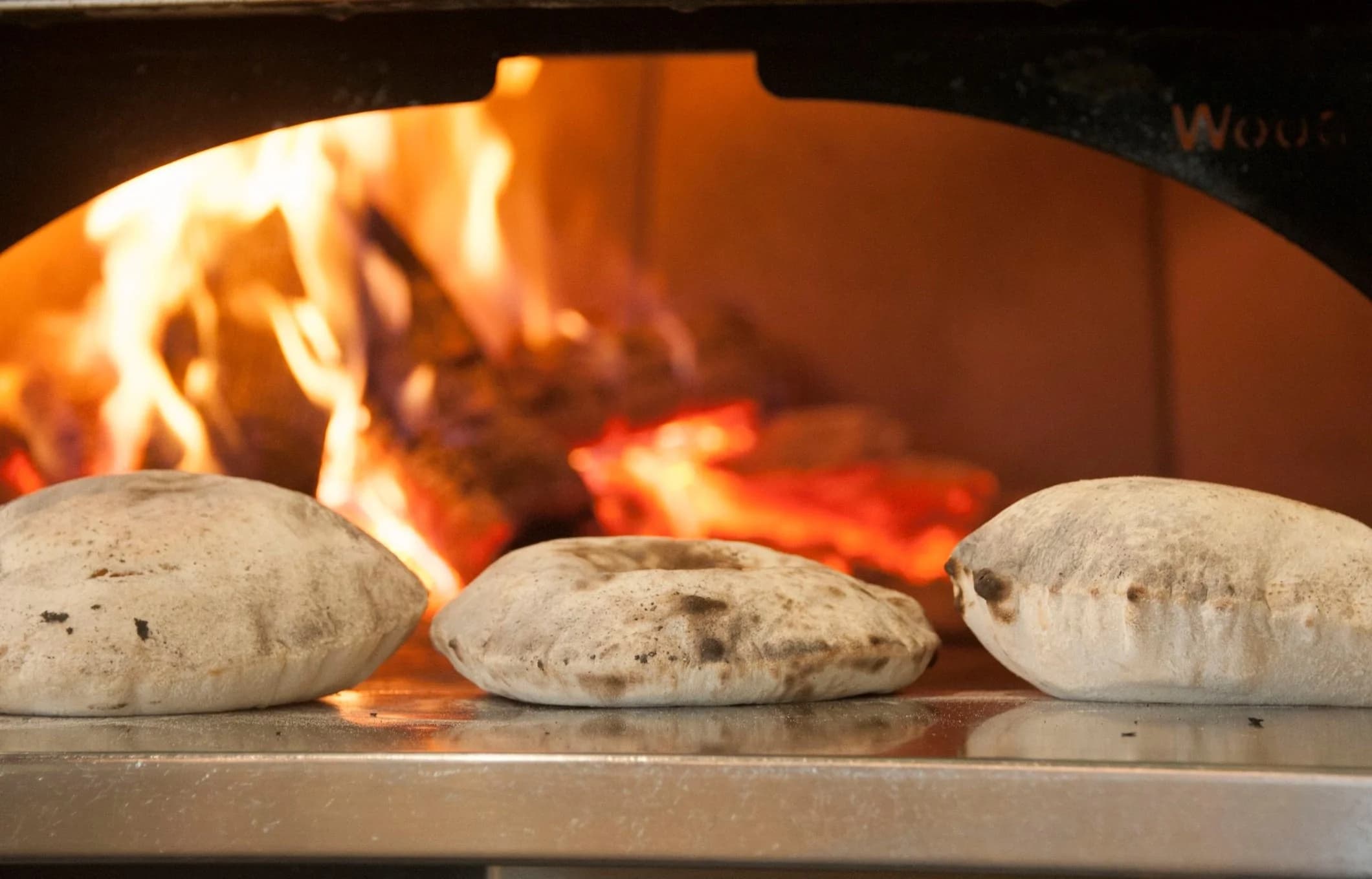 Lyra happy hour in Nashville