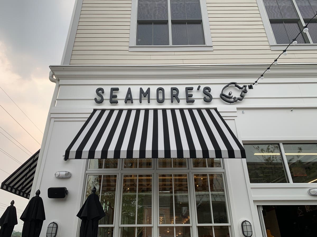 Seamore's Gotham happy hour in New York