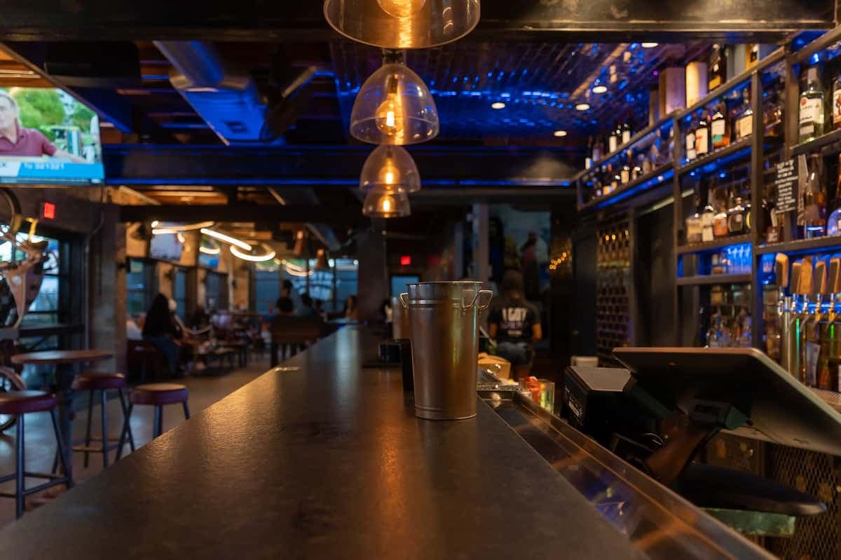 The Savoy happy hour in Houston