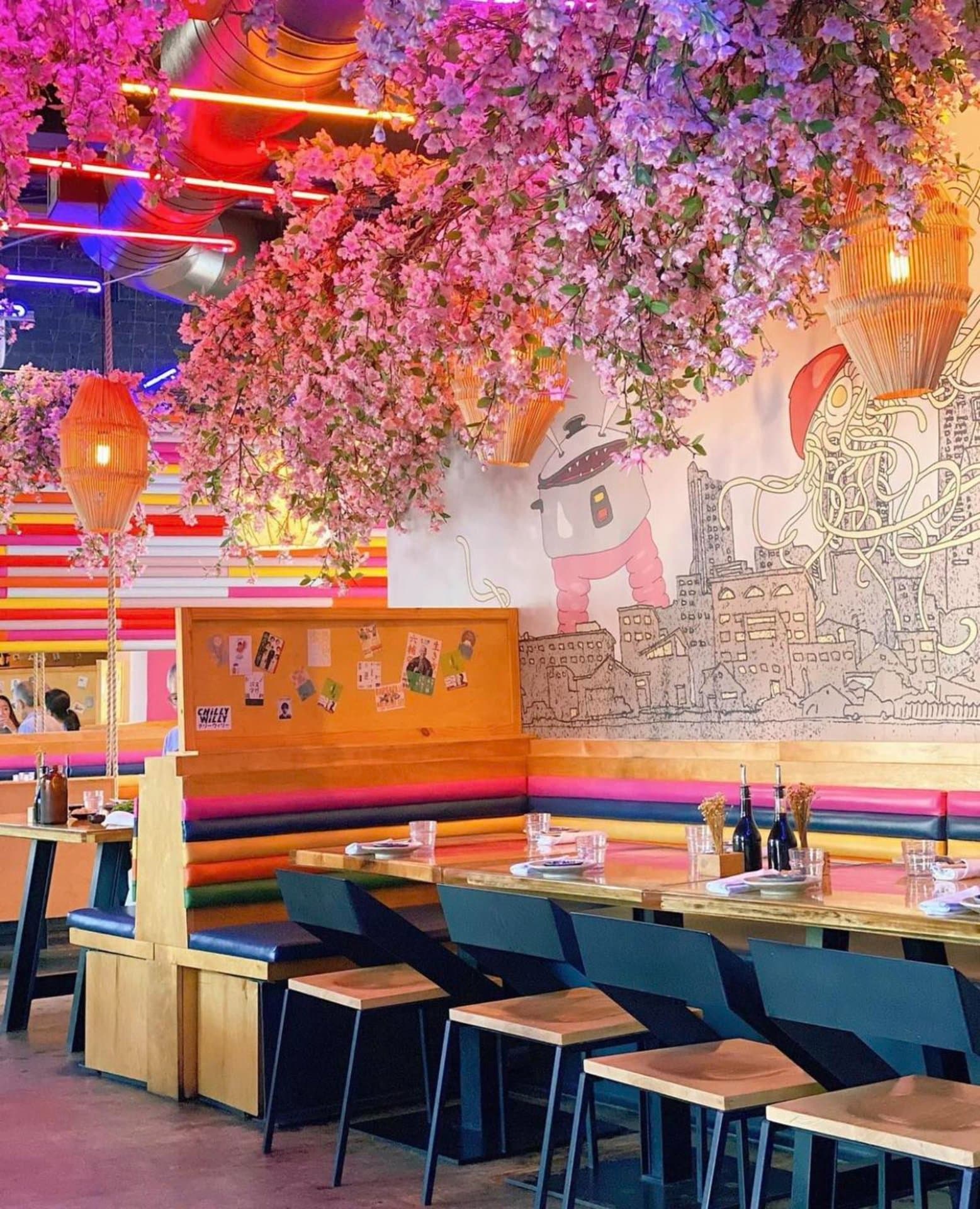 Lucky Robot Restaurant happy hour in Austin